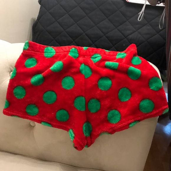 Roll outta bed shorts - Picture 3 of 3